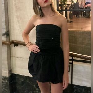 Gianni Bini (GBGirls) strapless bubble dress! 🖤🖤🖤